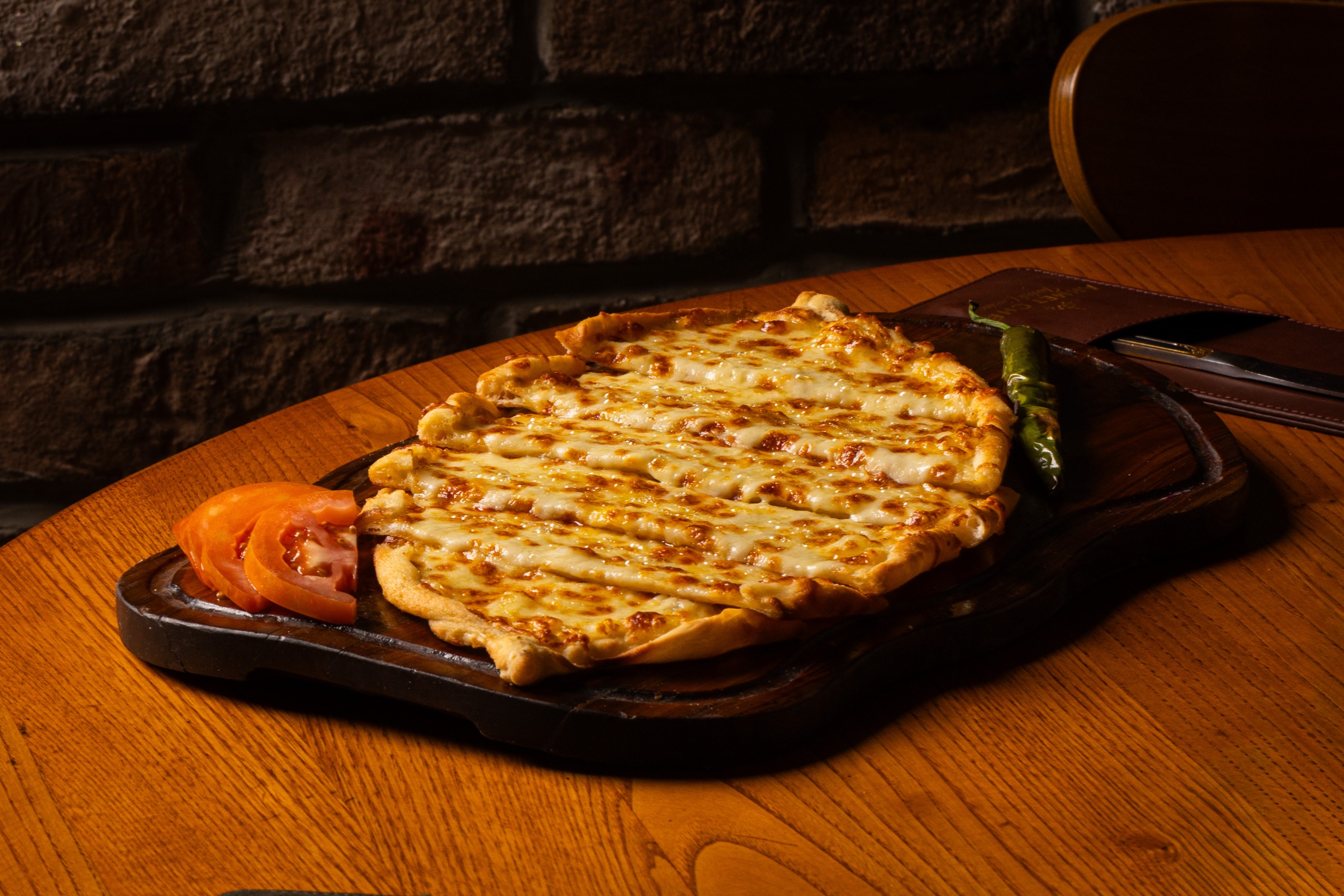Pide au fromage
